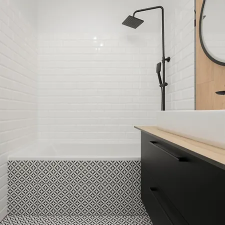 Stylish With Parking By Renters