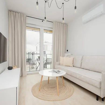 Stylish With Parking By Renters 公寓 华沙