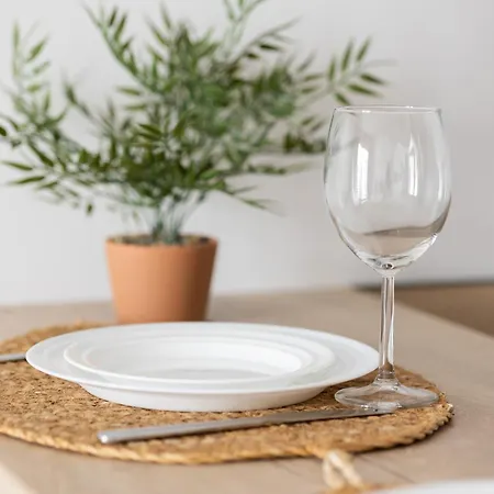 公寓 Stylish With Parking By Renters