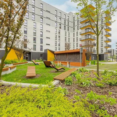 Stylish With Parking By Renters Varsavia
